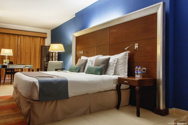 The Palace Hotel (Sliema)